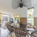 Stylish Vacation With Hot Tub And Sauna Semesterbostad