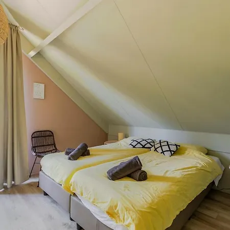 Stylish Vacation With Hot Tub And Sauna 別荘 *