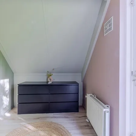 Stylish Vacation With Hot Tub And Sauna 別荘 *