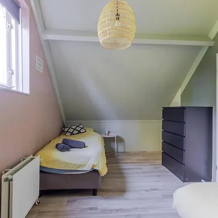 Stylish Vacation With Hot Tub And Sauna 別荘 *