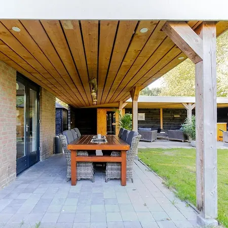 Stylish Vacation With Hot Tub And Sauna Ewijk