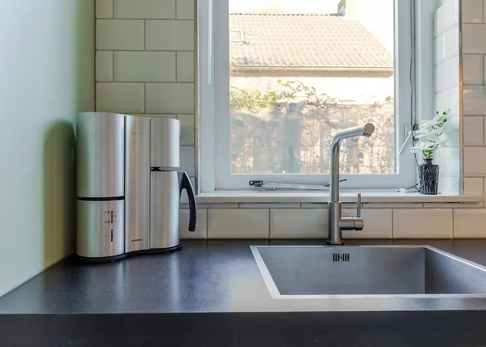 Stylish Vacation With Hot Tub And Sauna Hébergement de vacances