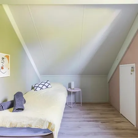 Semesterbostad Stylish Vacation With Hot Tub And Sauna *